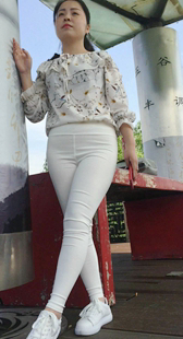 模拍雯雯第四季白裤宽大熟女前三角特写