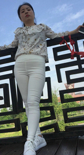 模拍雯雯第六季白裤宽大熟女前三角特写