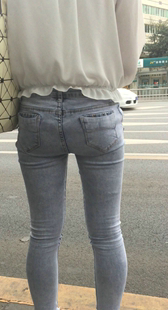 街拍灰牛深沟少妇等车