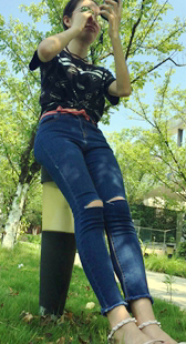 模拍小芸第五季细腰大屁股牛仔裤