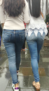 极品细腰大屁股两少妇