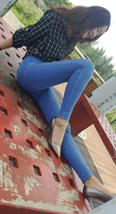 模拍小月第九季蛇腰巨臀好身材