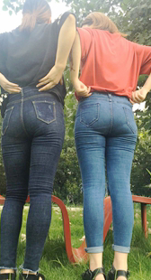 模拍小兰小琴第十一季紧身牛仔