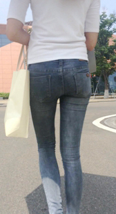 模拍小艳第五季紧身灰牛宽大臀