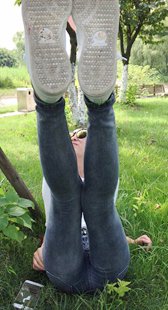 模拍小艳第十二季紧身灰牛宽大臀