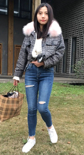 模拍小燕第四季紧身包臀牛仔裤