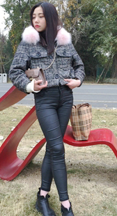 模拍小燕第七季紧身包臀皮裤