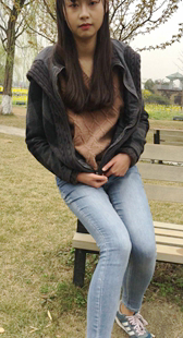 模拍小娜第三季紧身灰牛仔长发学生妹