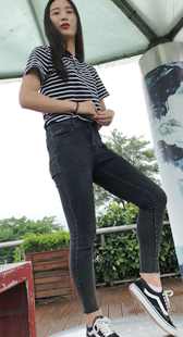 4K模拍小雯第七季牛仔长裤大宽臀长发大学妹