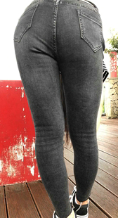 4K模拍小雯第十二季牛仔长裤大宽臀长发大学妹