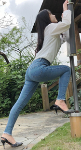 圣诞献礼4K模拍小涵第八季高跟蓝牛紧臀长发大学妹