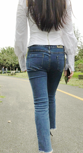 4K模拍小青第十季翘臀蓝牛黑唇长发美女街拍编