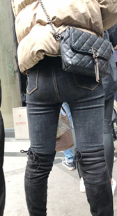 重口味超紧黑牛仔熟女臀