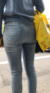 性感灰牛饱满大翘臀少妇