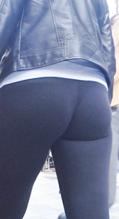 黑紧瑜伽裤大翘臀练过