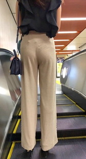 白裤长腿丁字裤内痕妹子