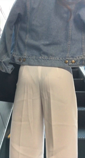 服装屁股勾引内裤的城市男孩