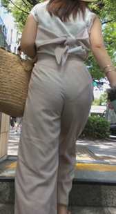 イスバランスの美尻とパラインを