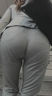 西裤ちとパンツスーツ