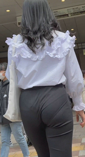 スで切れ長美女