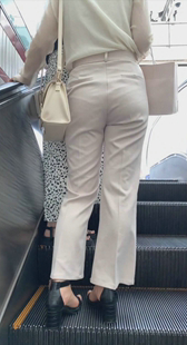 瞳似のパンツ着衣尻