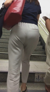 生地が薄過ぎ非常にエ