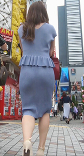 里面的屁股肉被丁字裤释放