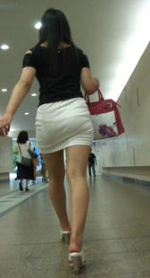 性感高跟超短裙翘臀妹子