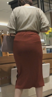 性感贴臀裙美女