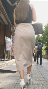 放たれる巨尻お姉