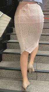 香〇奈似の超絶美人OLの美尻