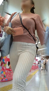 我的胸部太大，胸罩让我受伤