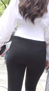 包鞭子黑色瑜伽面包