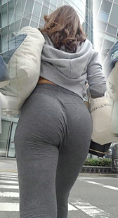 デカ尻セクシ美女