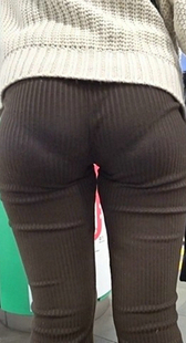 モリ尻に食込む強烈极端的小姐