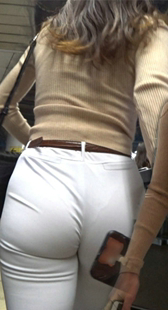 高級ラウンジ巨美尻美女