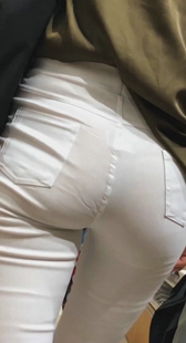 肌色透けTバックお姉