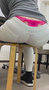 静拍红丁字裤白裤少妇