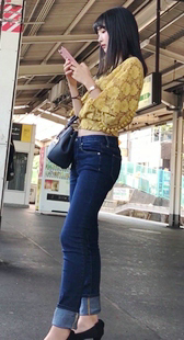 整え前髪に飛び散っちお姉