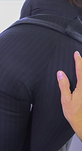 美尻を痴汉欲诱姉さん