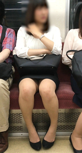 制服黑短裙OL小姐姐