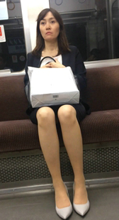 细高跟大长腿长发少妇