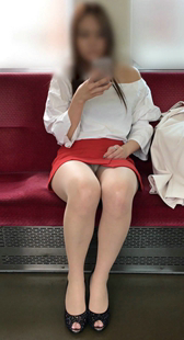 性感红短裙大长腿OL