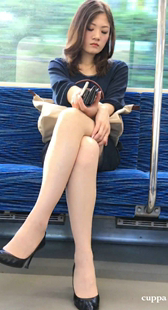 肉丝高跟大长腿超短裙美女