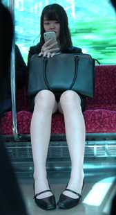 肉丝大长腿高跟OL