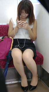 超短裙高跟长腿美女