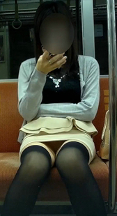 膝盖高连裤袜姐姐