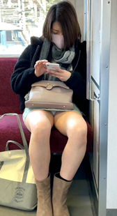 脚気味の美系お姉の白