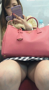 のミニトんをくぱぁ