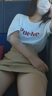 学生を異常に意識